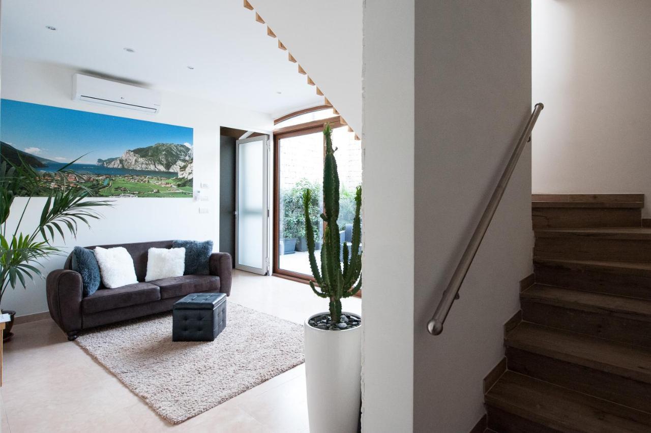 Villa Luxury House & Spa Riva del Garda Exterior foto